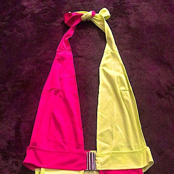 CHARMING & Playful  Swimsuit 🌷 - Picture 5 of 8